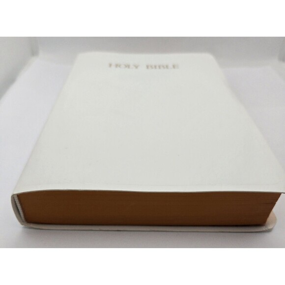 Holy Bible NKJV  Nelson White Bonded Leather Edition 1984 - Picture 5 of 10